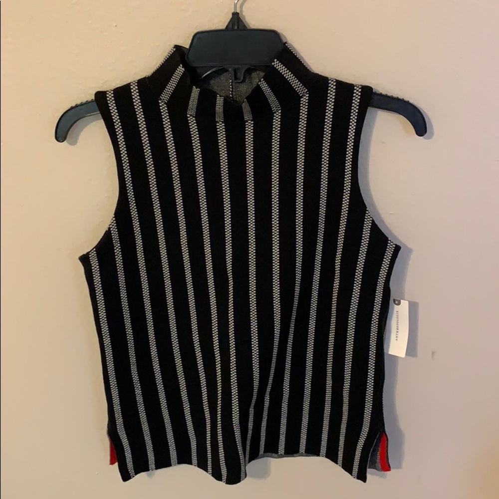 Anthropologie mock neck tank
